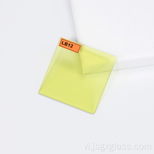 Chọn loại hấp thụ kính xanh LB12